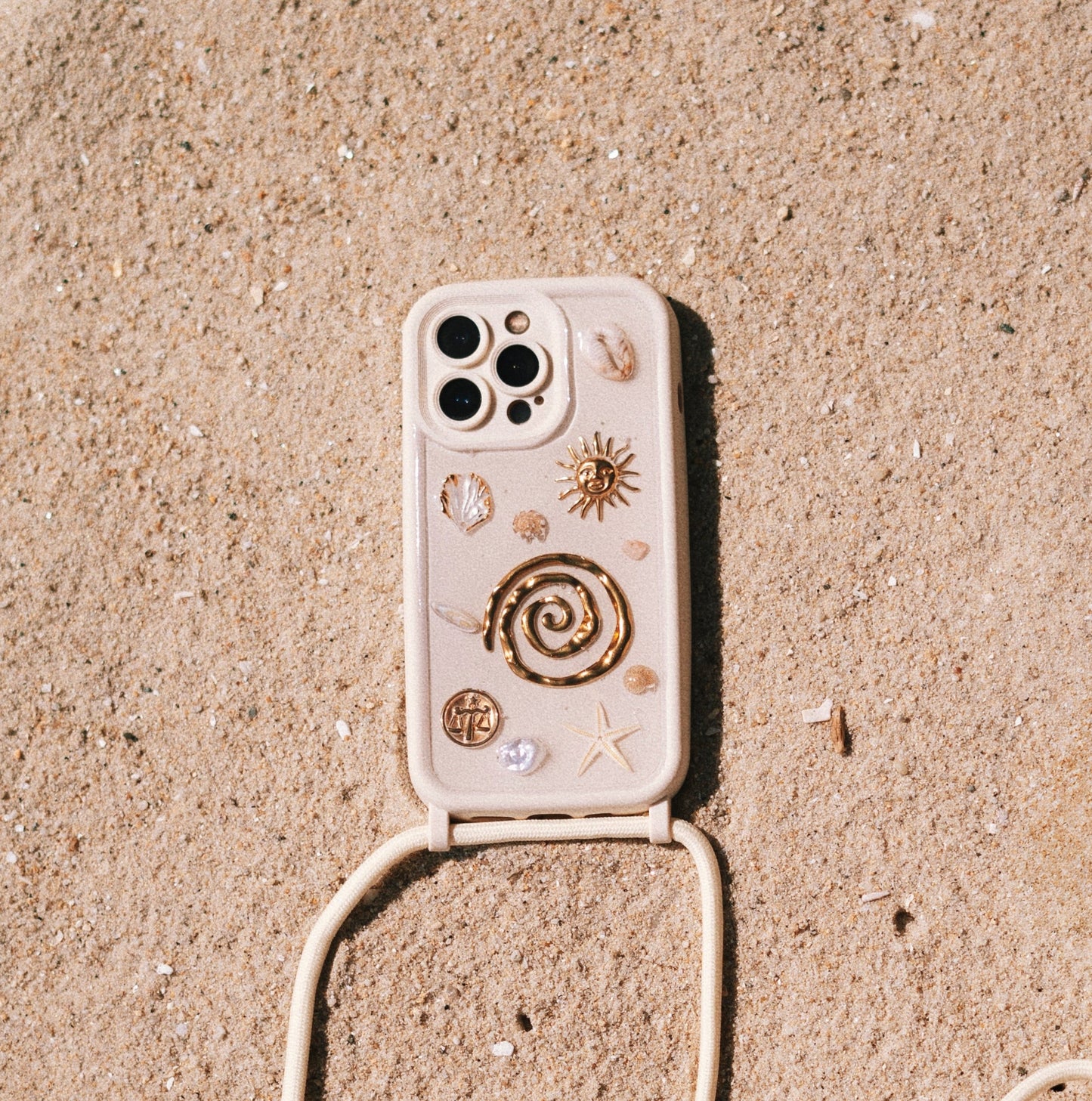 coque avec cordon